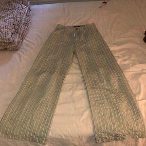 comfy pants! never worn